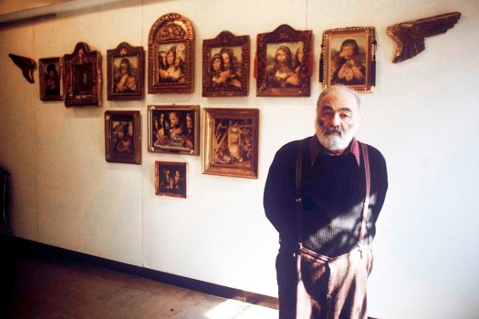 1990-Parajanov-with-his-MonaLisa-collages